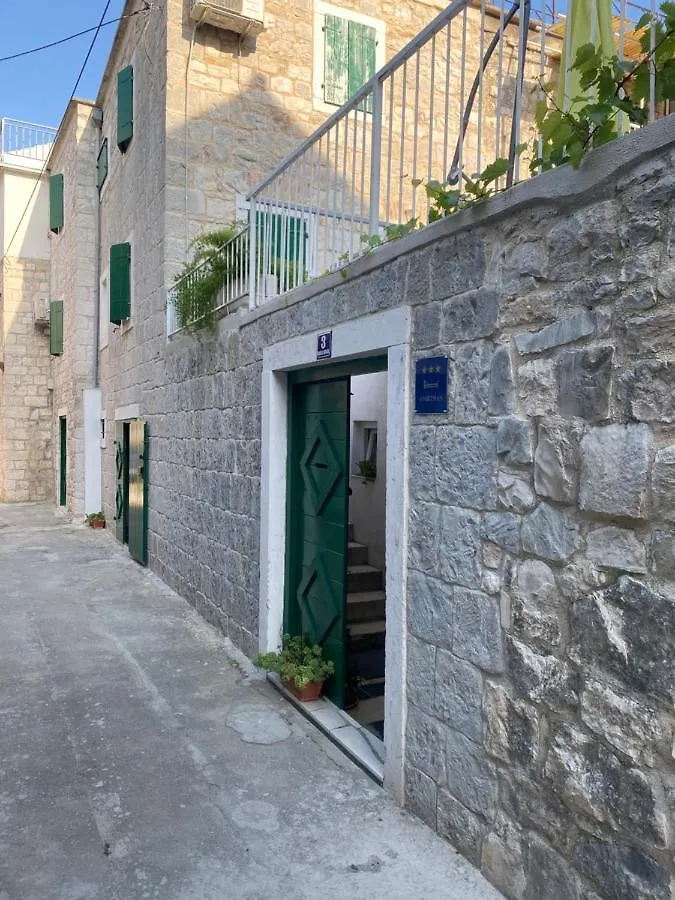 Apartment Stari Dvor Kastela