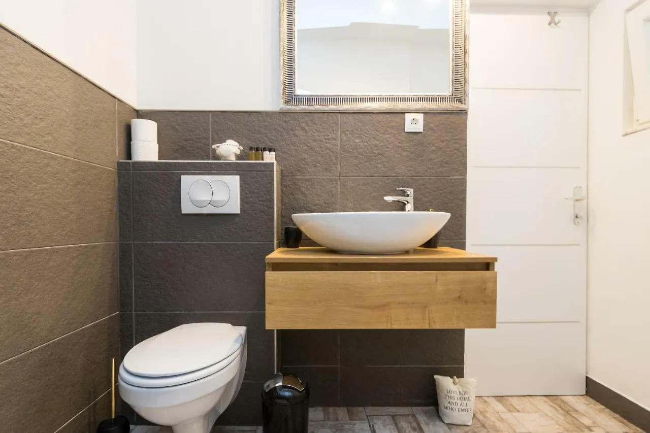 Apartment Stari Dvor Kastela